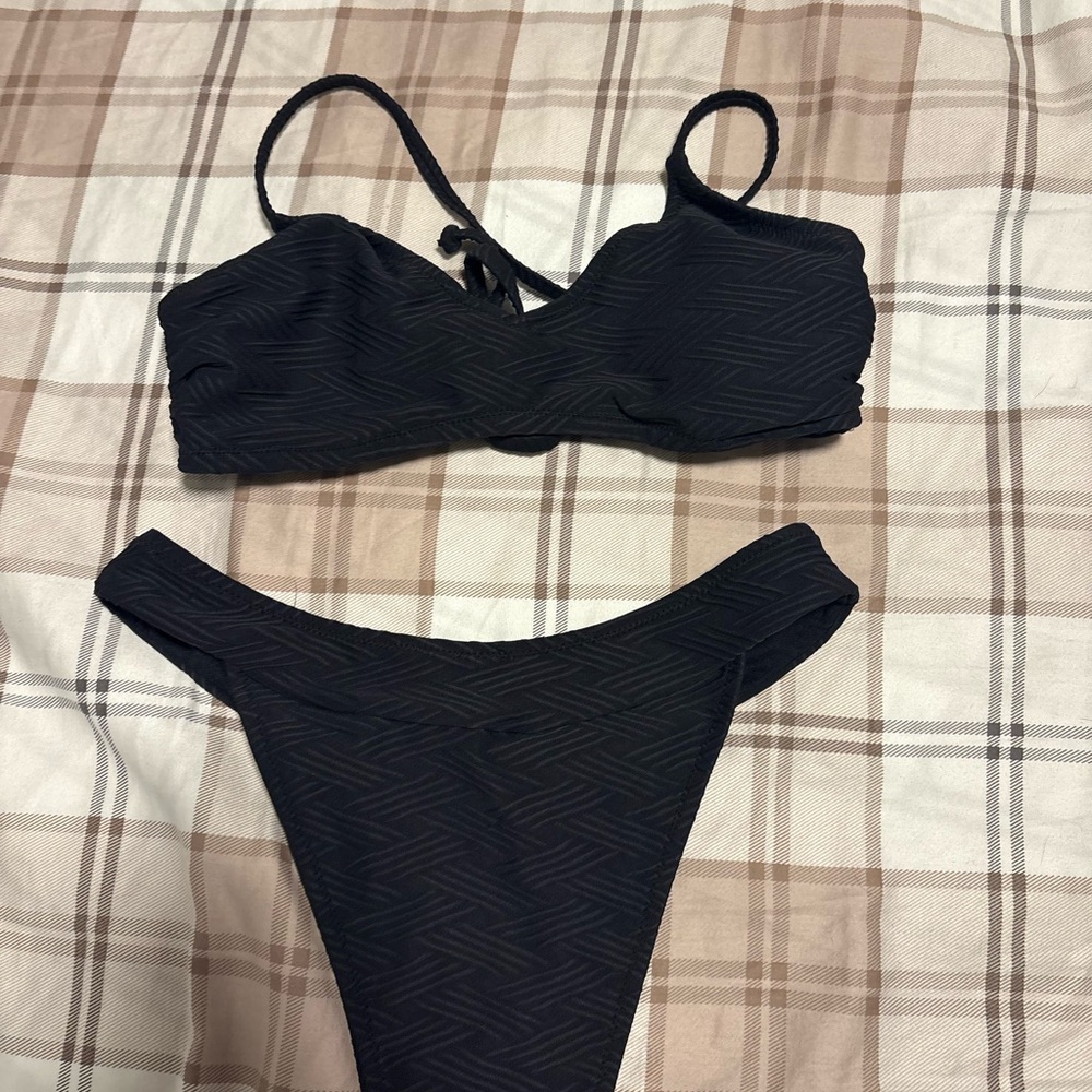 Amazon Black Textured Bikini Set